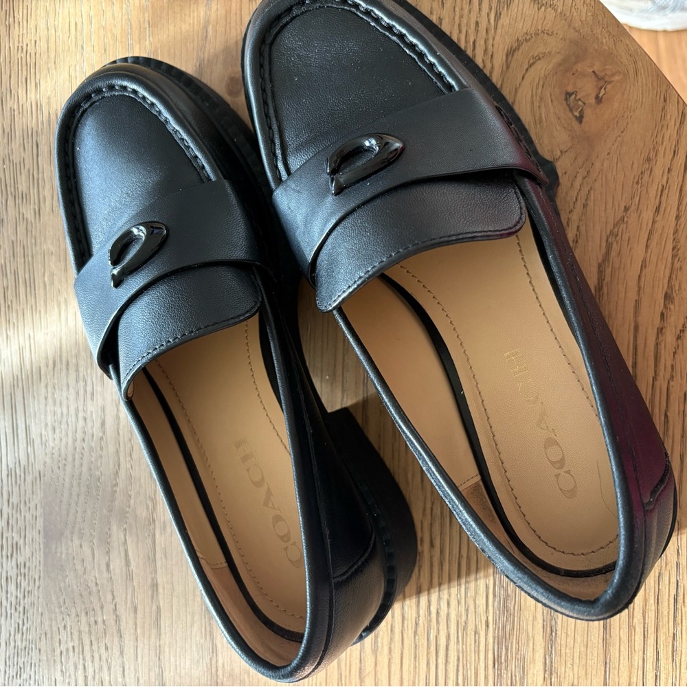 Coach Classic Black Leather Leah Loafers